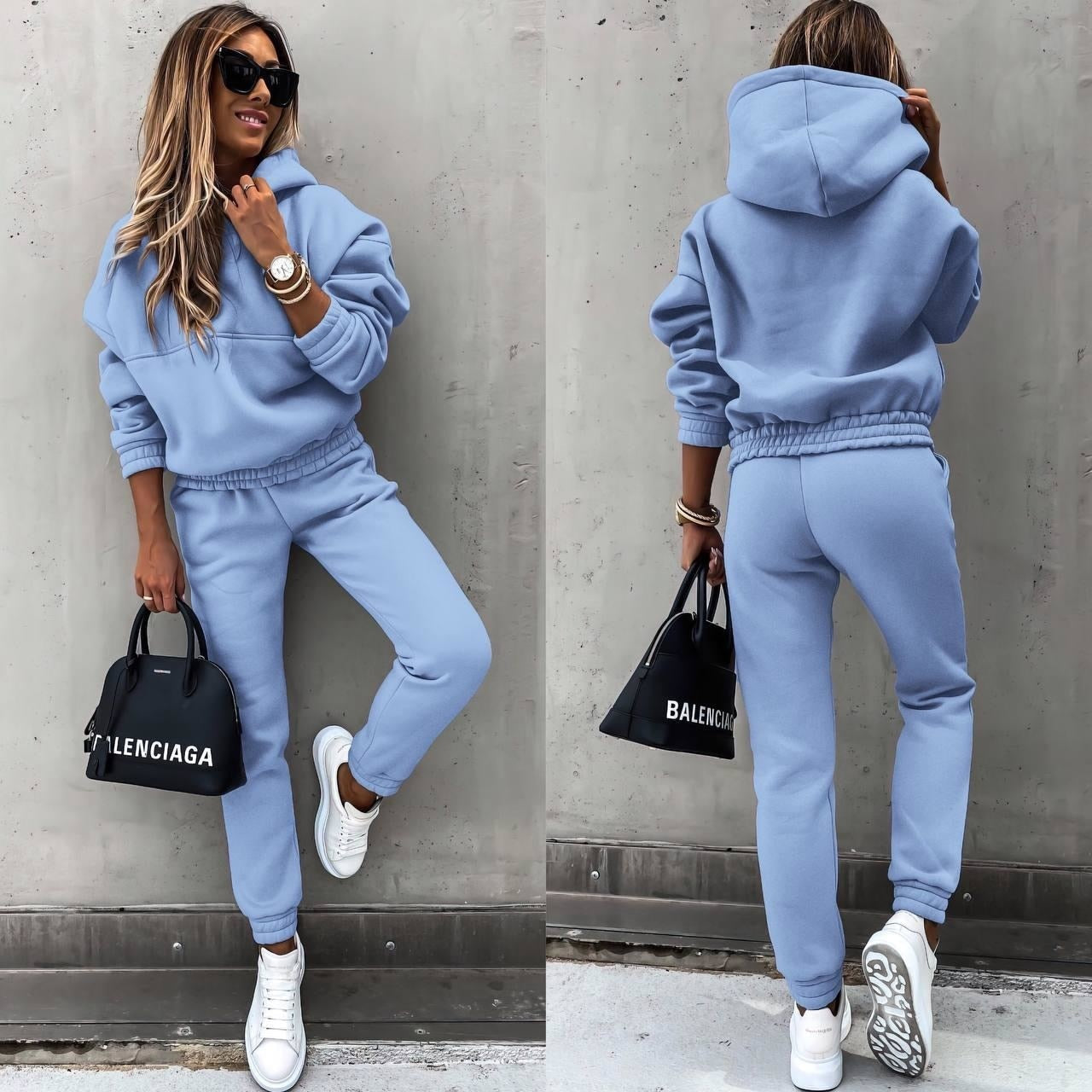 Women's Jogging Set – Soft Modern Everyday Lounge Style