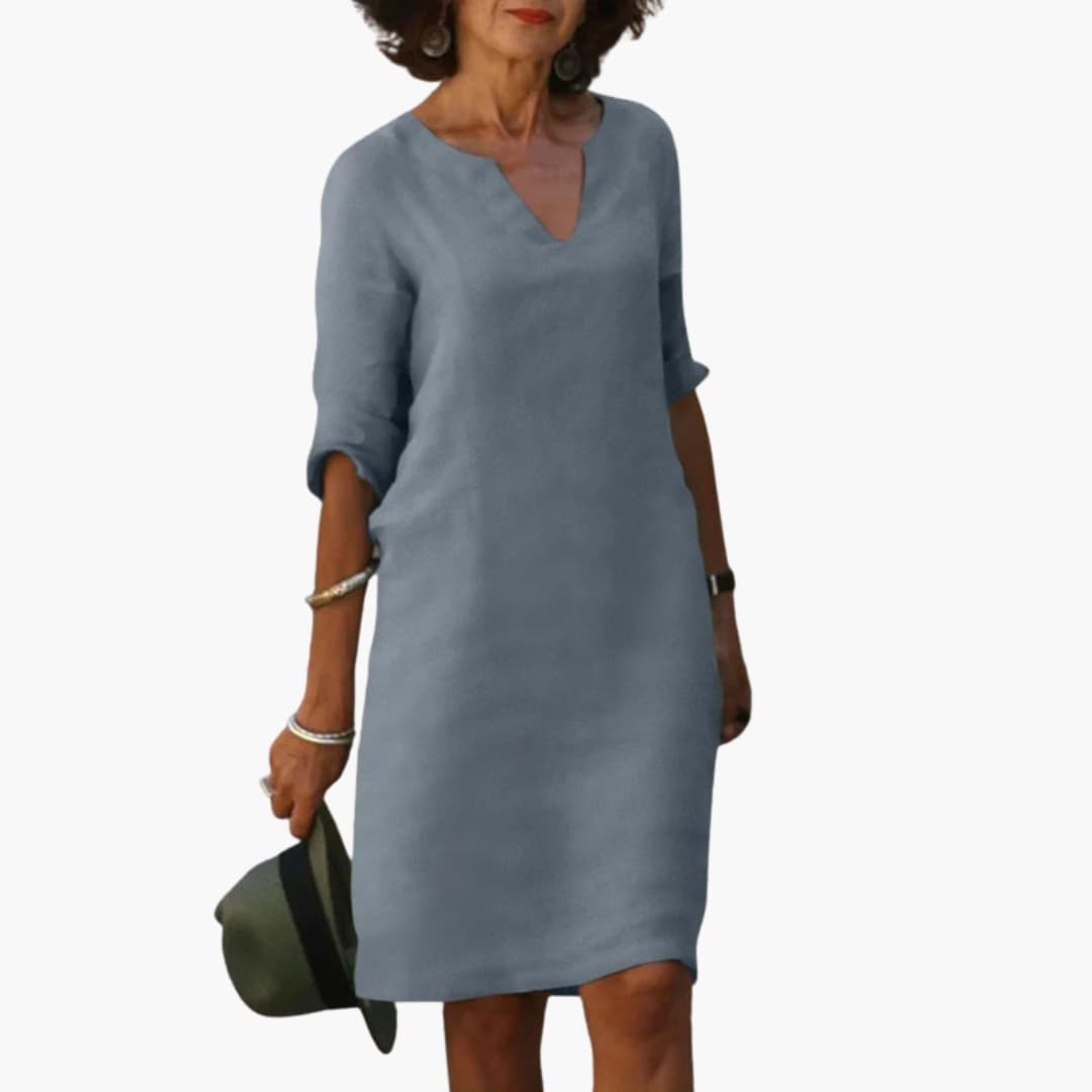 Women's Knee-Length V-Neck Dress – Three-Quarter Sleeves Classic Everyday Elegance